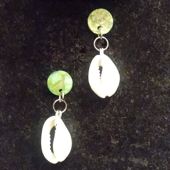 SHELLS 🇪🇹My Seasonal sale is :"Buy 1 Get 1 Free"🇪🇹 - Picture 2 of 4